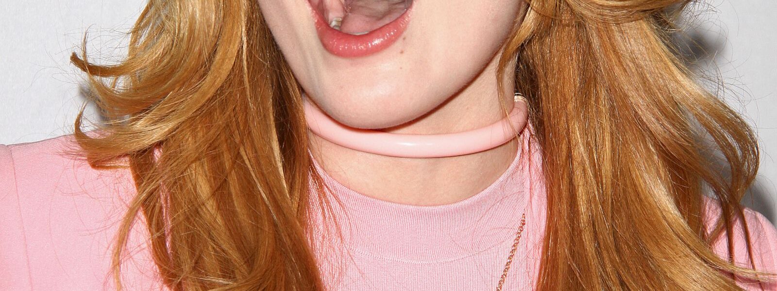 Bella Thorne: Wzloty i Upadki Życia Publicznego