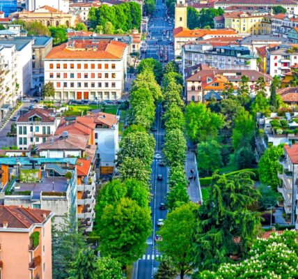 Bergamo: Miasto w Sercu Lombardii