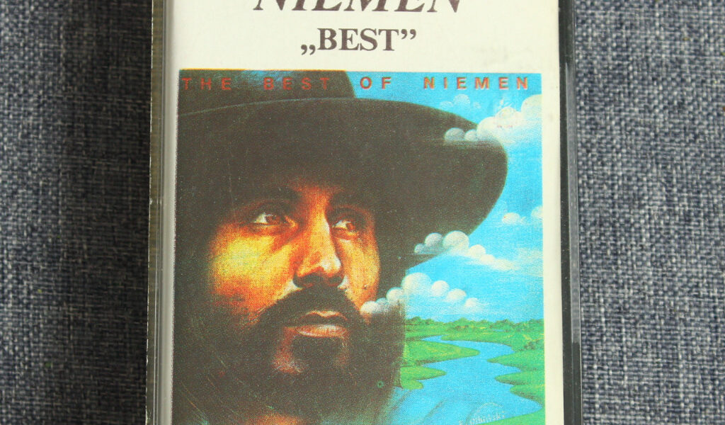 Czesław Niemen: Legendarny Muzyk i Jego Wpływ na Polską Muzykę