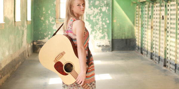 Ellie Kam: Nowa Sensacja Muzyki Pop