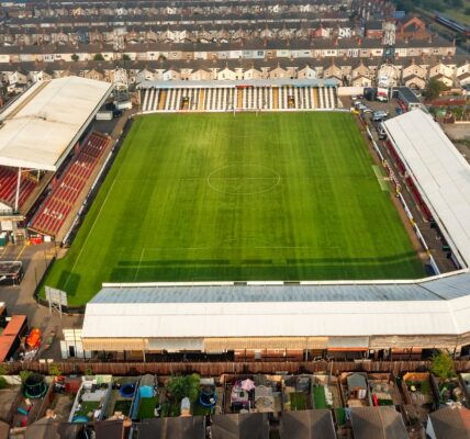 Grimsby Town i Wolverhampton: Oczekiwania przed meczem