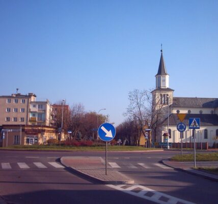 Hajnówka: Serce Podlasia i Brama do Puszczy Białowieskiej