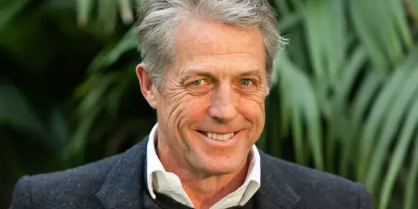 Hugh Grant: Ikona kina romantycznego i jej historia