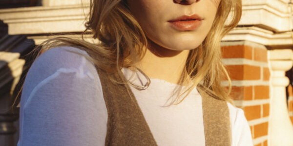 Jesse Van Rootselaar: Wschodząca Gwiazda Polskiej Muzyki