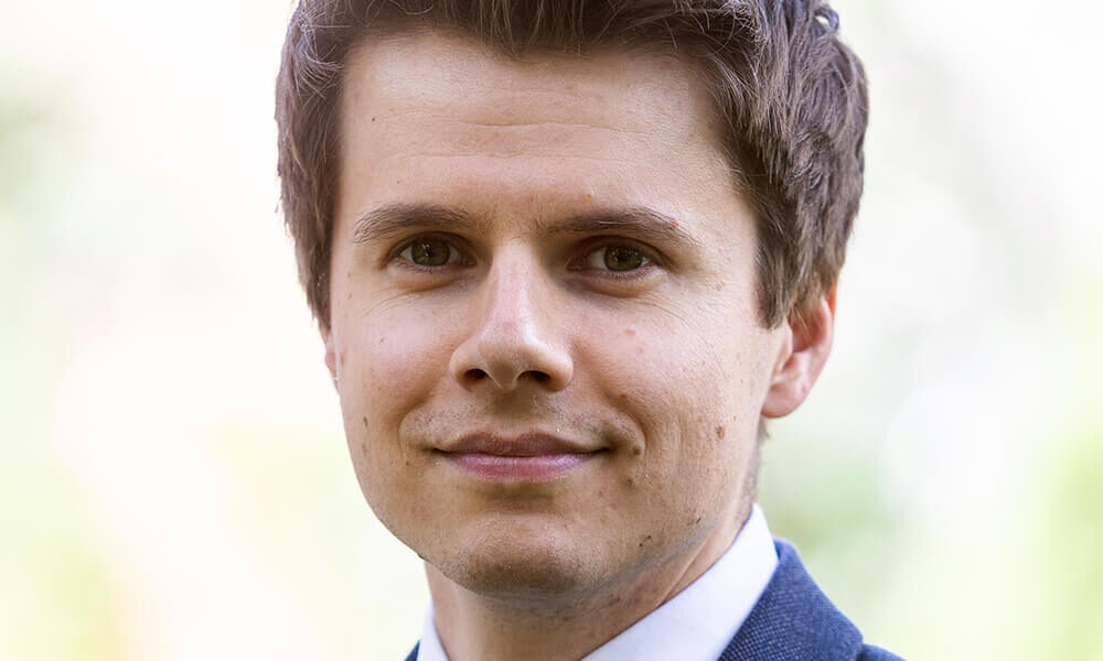 Kotula: Tradycyjne Sukienki w Polskiej Kulturze