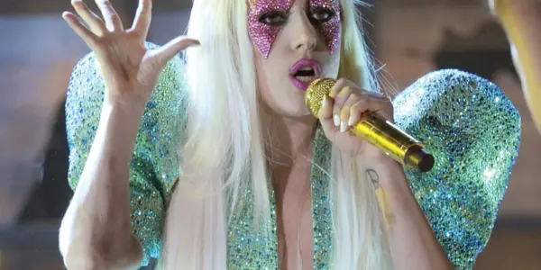 Lady Gaga: Muzyczna Ikona i Wiele Więcej