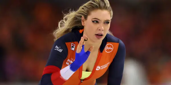 Leerdam Jutta: Ikona Nowoczesnego Rzemiosła Szklarskiego