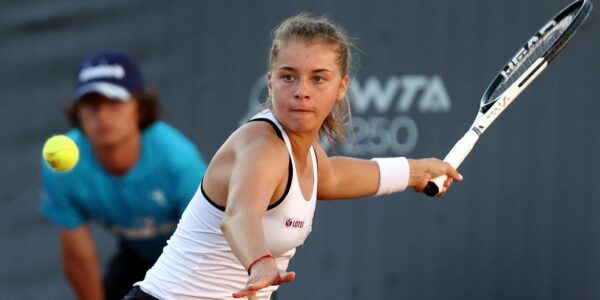 Maja Chwalińska: Nadzieja Polskiego Tenisa