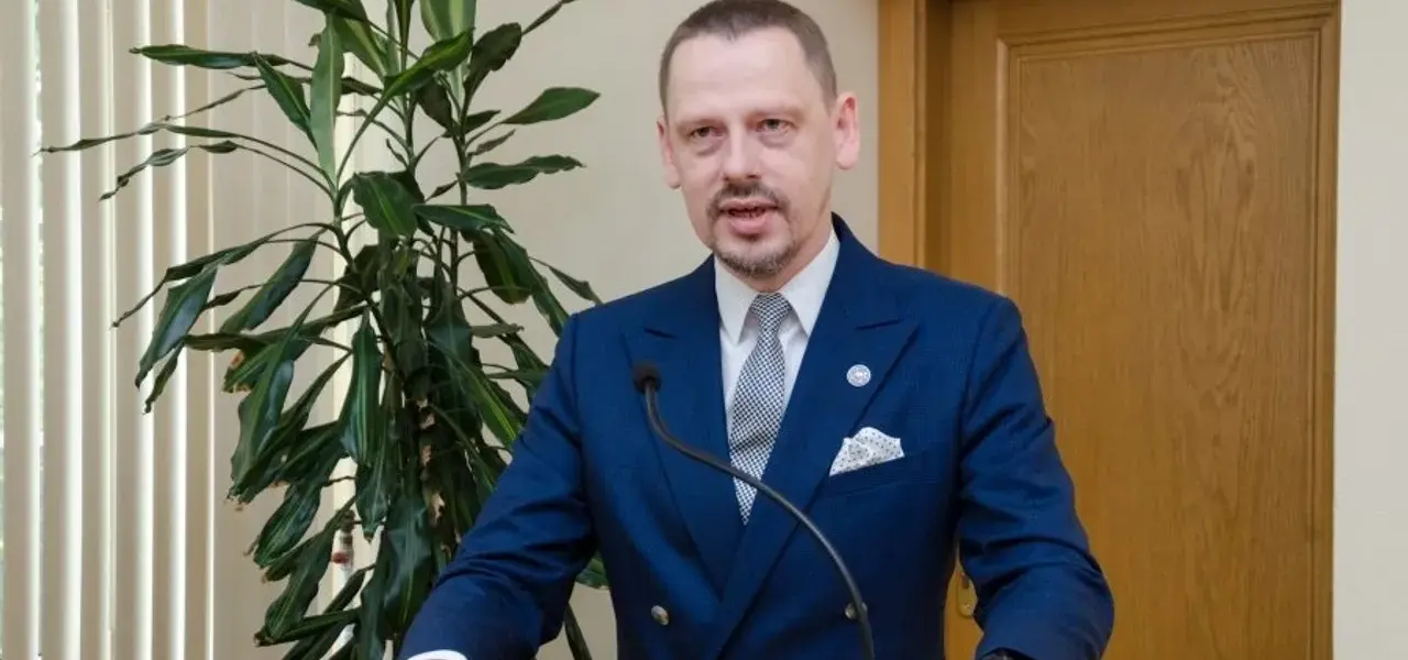 Marek Boroń: Jego Rola w Obecnej Polityce Polskiej