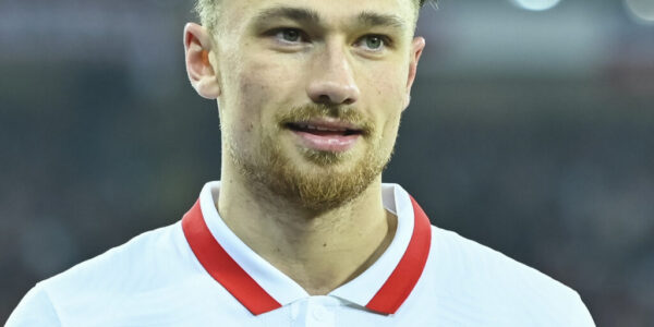 Matty Cash – Wschodząca gwiazda Premier League