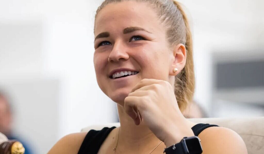 Karolina Muchova: Gwiazda Która Zachwyca Świat Tenisa