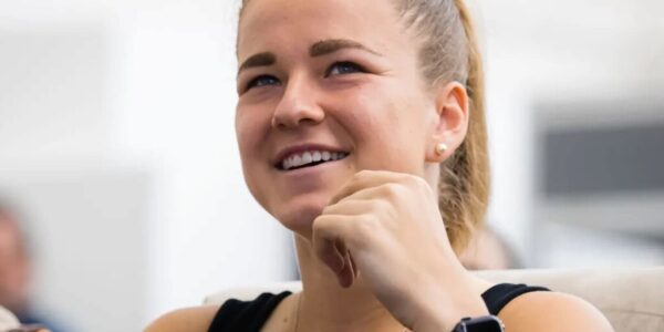 Karolina Muchova: Gwiazda Która Zachwyca Świat Tenisa