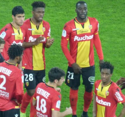 Paryż vs Lens: Sportowe Zmagania i Wspólna Historia