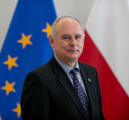 Paweł Zalewski: Kluczowa Postać w Polskiej Polityce