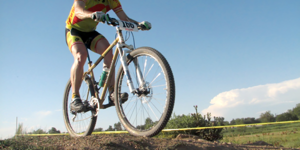 Wszystko o short tracku: emocje na lodzie