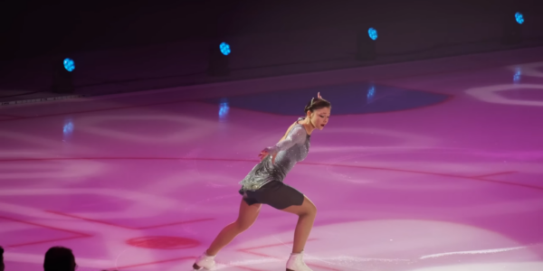 Sofia Samodelkina: Młoda Artystka na Wzroście