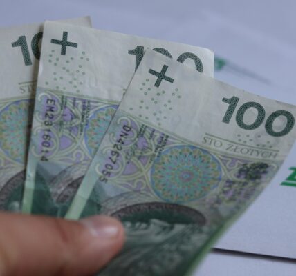 Waloryzacja emerytury ZUS w 2023 roku: co musisz wiedzieć