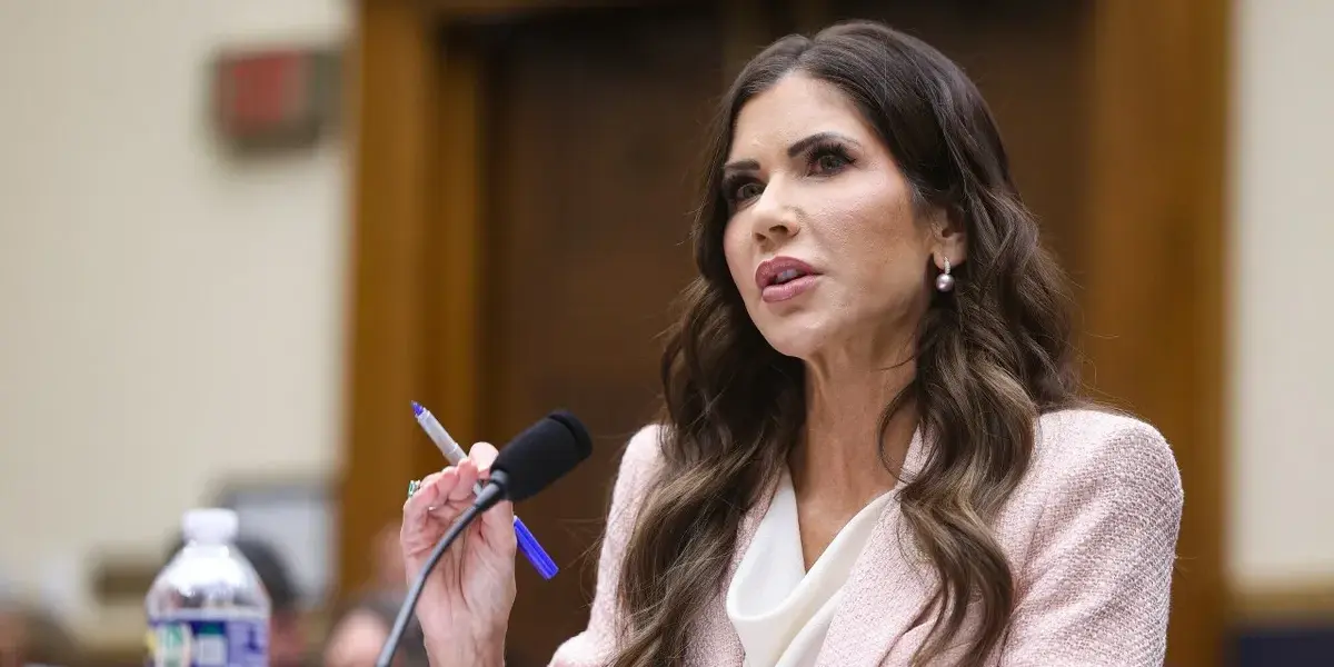 kristi noem — PL news