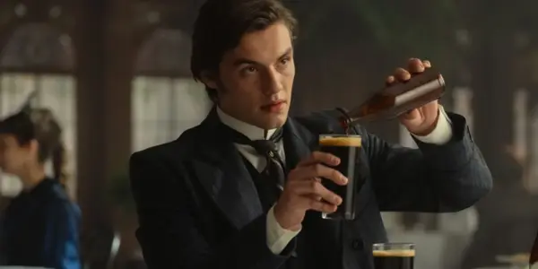 louis partridge — PL news