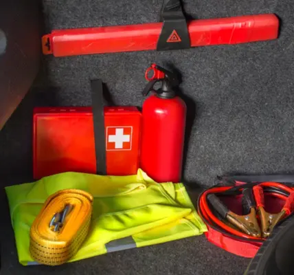 nowe obowiązkowe wyposażenie samochodu — PL news