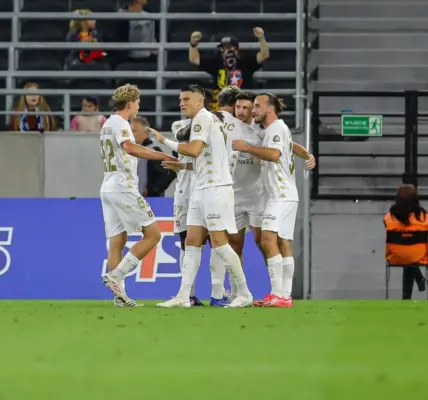 Jeden gol do bramki rywala, drugi do własnej. Słodko-gorzki występ piłkarza ekstraklasy