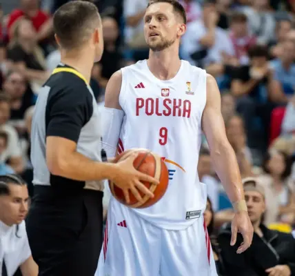 Polacy zaczynają walkę o MŚ. Mecz z Izraelem bez kibiców - SportoweFakty