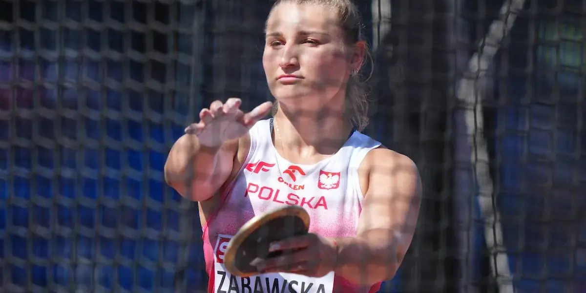 Starsza o sześć lat od Anity Włodarczyk. Rzuciła dalej od najlepszej Polki