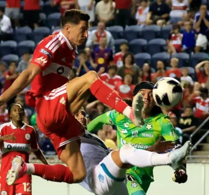 Robert Lewandowski z piekła do nieba. Komentator aż zaniemówił - Przegląd Sportowy