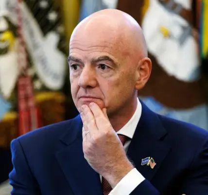 Bezwzględny, cyniczny, skorumpowany. Infantino zdobył władzę absolutną - Newsweek