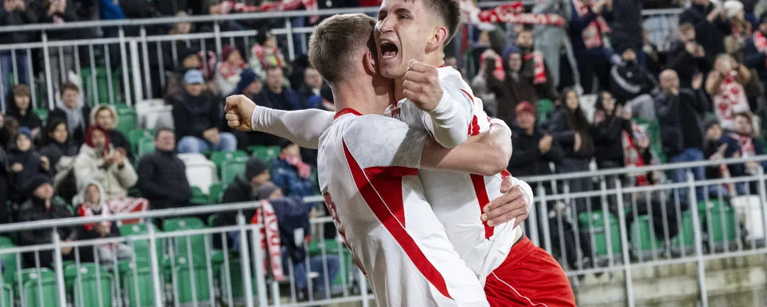 Gigantyczna oferta. Ujawnili, ile Anglicy chcą zapłacić za 19-letniego Polaka - SportoweFakty