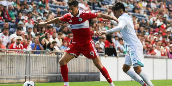 Robert Lewandowski męczył się przez 93. min. Wystarczył jeden błysk